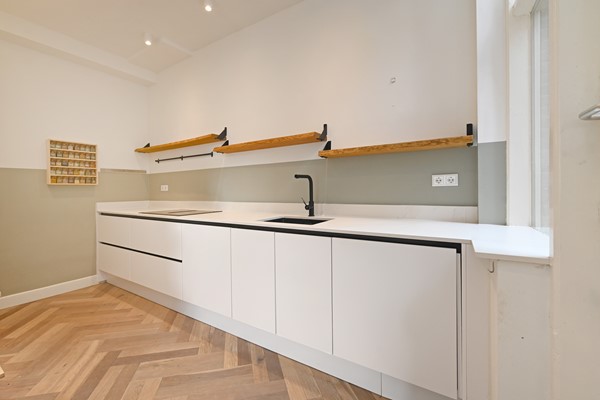 Medium property photo - Pijnboomstraat 3, 2565 ZH Den Haag